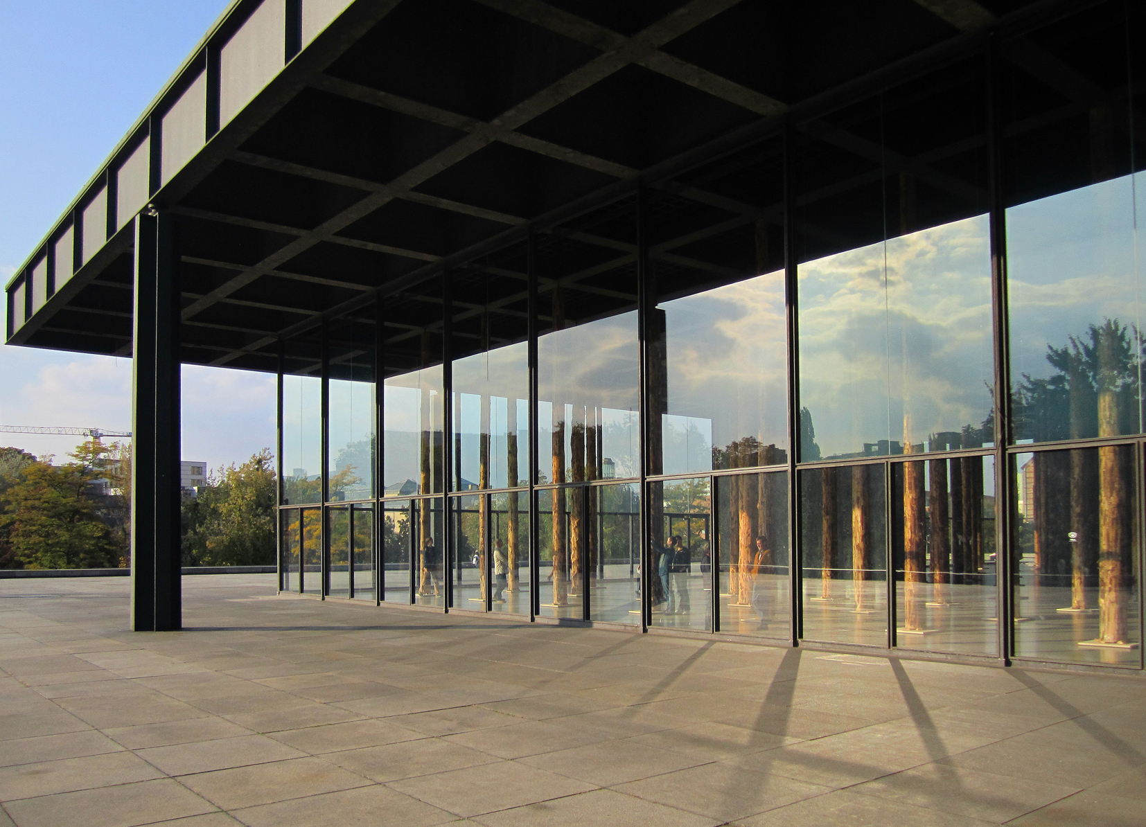 "Verwaldung" der Neuen Nationalgalerie